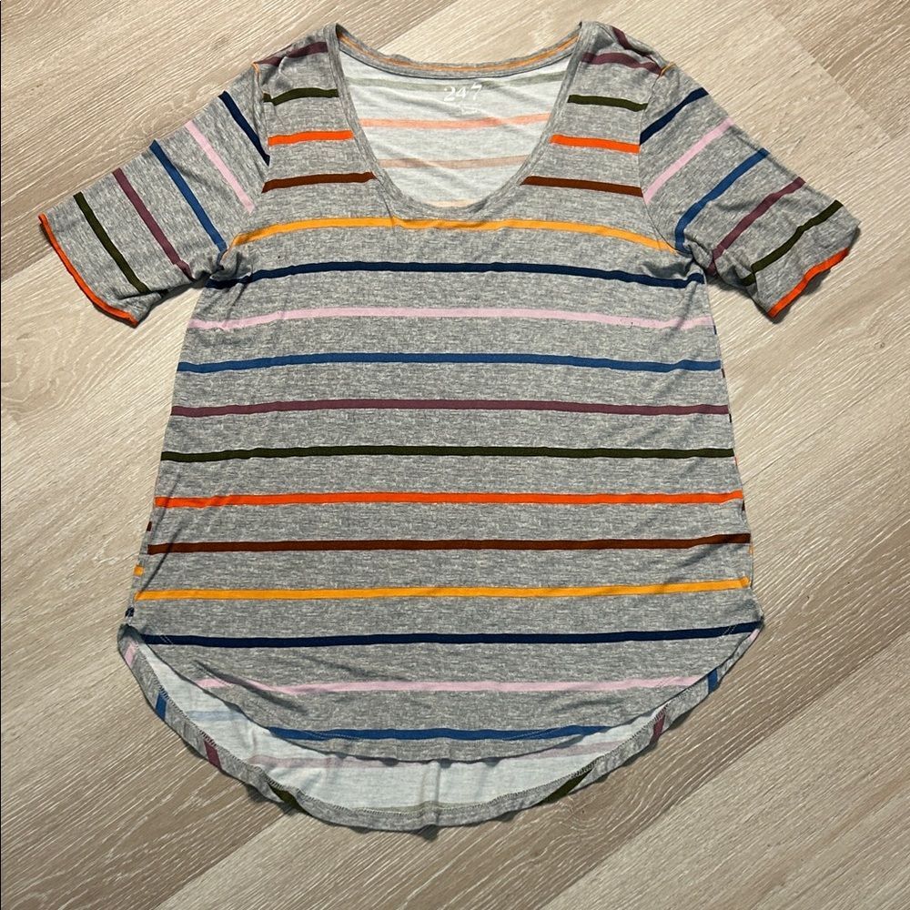 24/7  by Maurices Multicolor Striped U-Neck T-Shirt